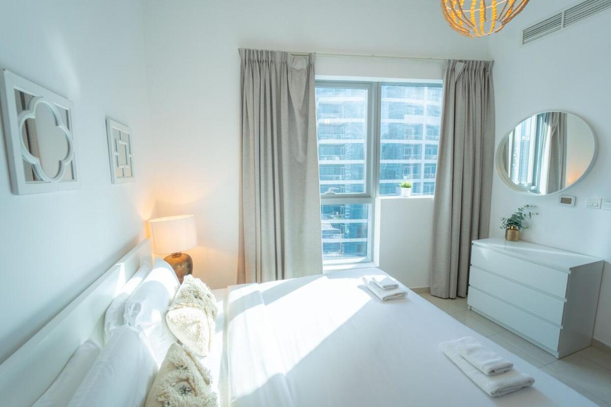 Aws Holiday Homes - Prime Apartment Near The Beach Dubai Exterior foto